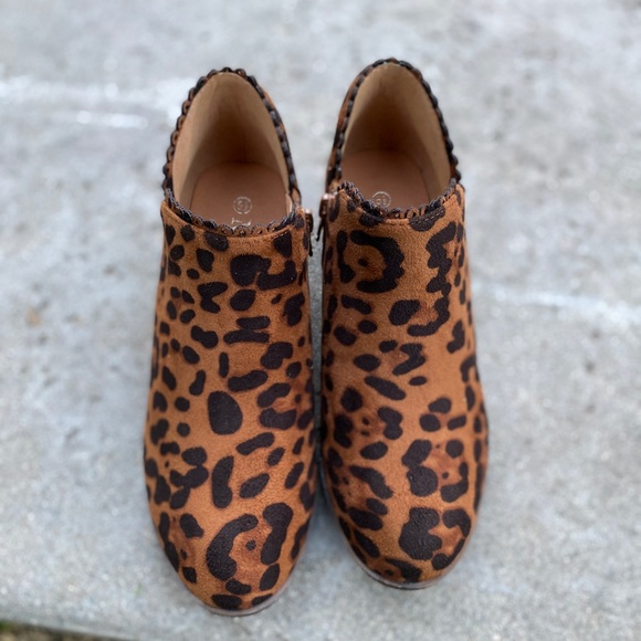 Vegan Suede Leopard Chelsie Booties - Picture 7 of 8
